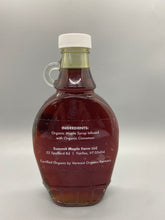Load image into Gallery viewer, cinnamon infused vermont maple syrup. organic vermont maple syrup. best vermont maple syrup. best maple syrup. 
